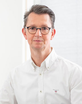 Dr. med. Dirk Vidic